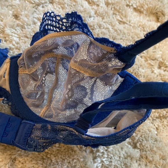 NWT Victoria’s Secret sheer lace blue bra - Picture 6 of 6